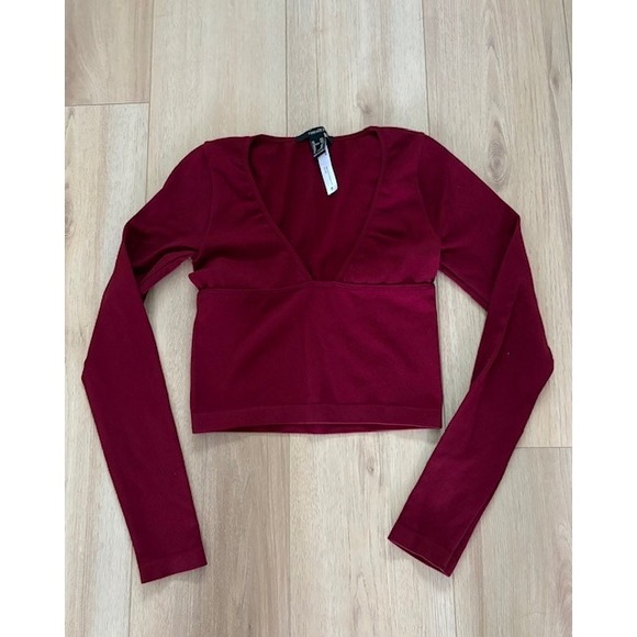 Forever 21 Tops - Forever 21 Deep V Neck Long Sleeve Crop Top Burgundy Ribbed Knit Size M/L